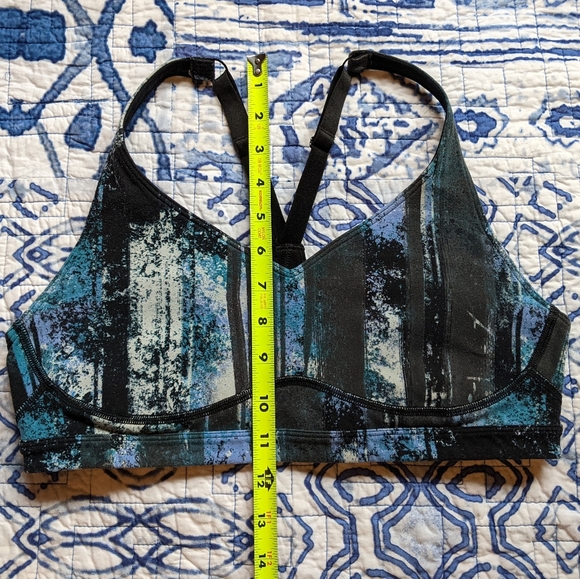 ✴️$5✴️LUCY Sports Bra Large - Picture 4 of 8
